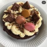 Sjokoladekake med macroner